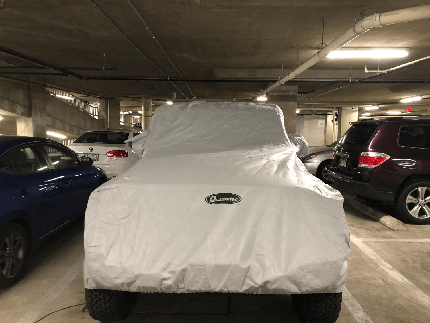 Quadratec Softbond 5Layer Car Cover for 1820 Jeep Wrangler JL 2Door